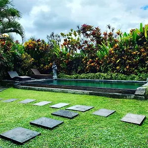 **** Holiday park Naya - Chse Certified Indonesia