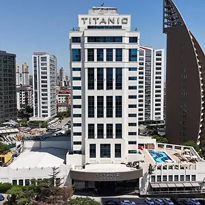 Titanic Business Kartal Estambul